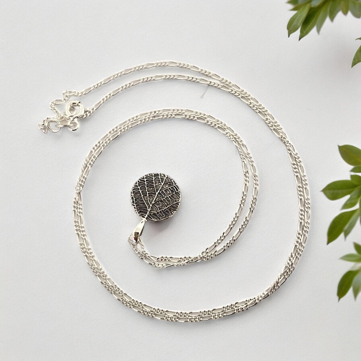 925 Sterling Silver Necklace with Leaf Vein Pendant…