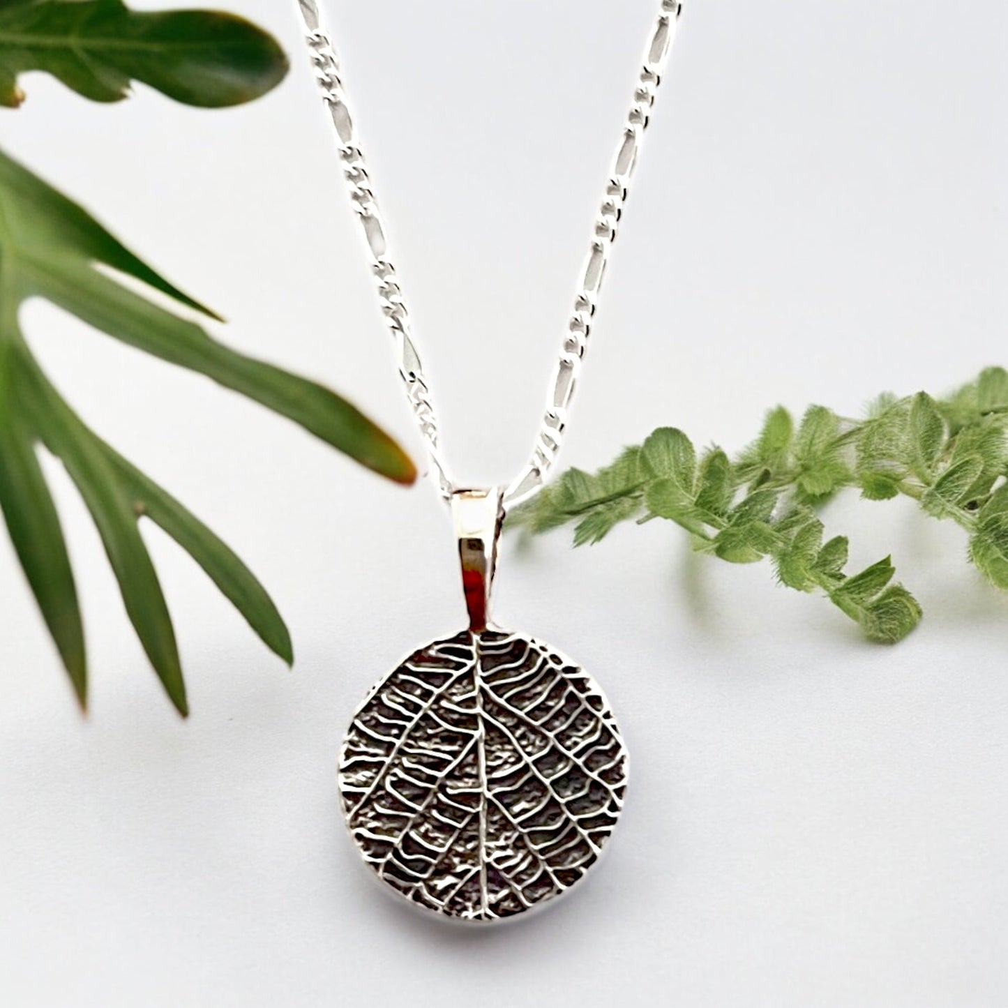 925 Sterling Silver Necklace with Leaf Vein Pendant…