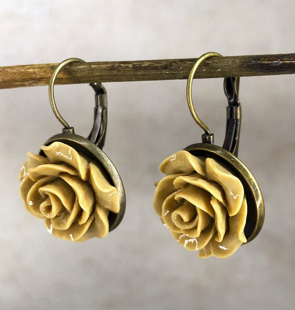 HERBSTROSEN Bronze Earrings in vintage style