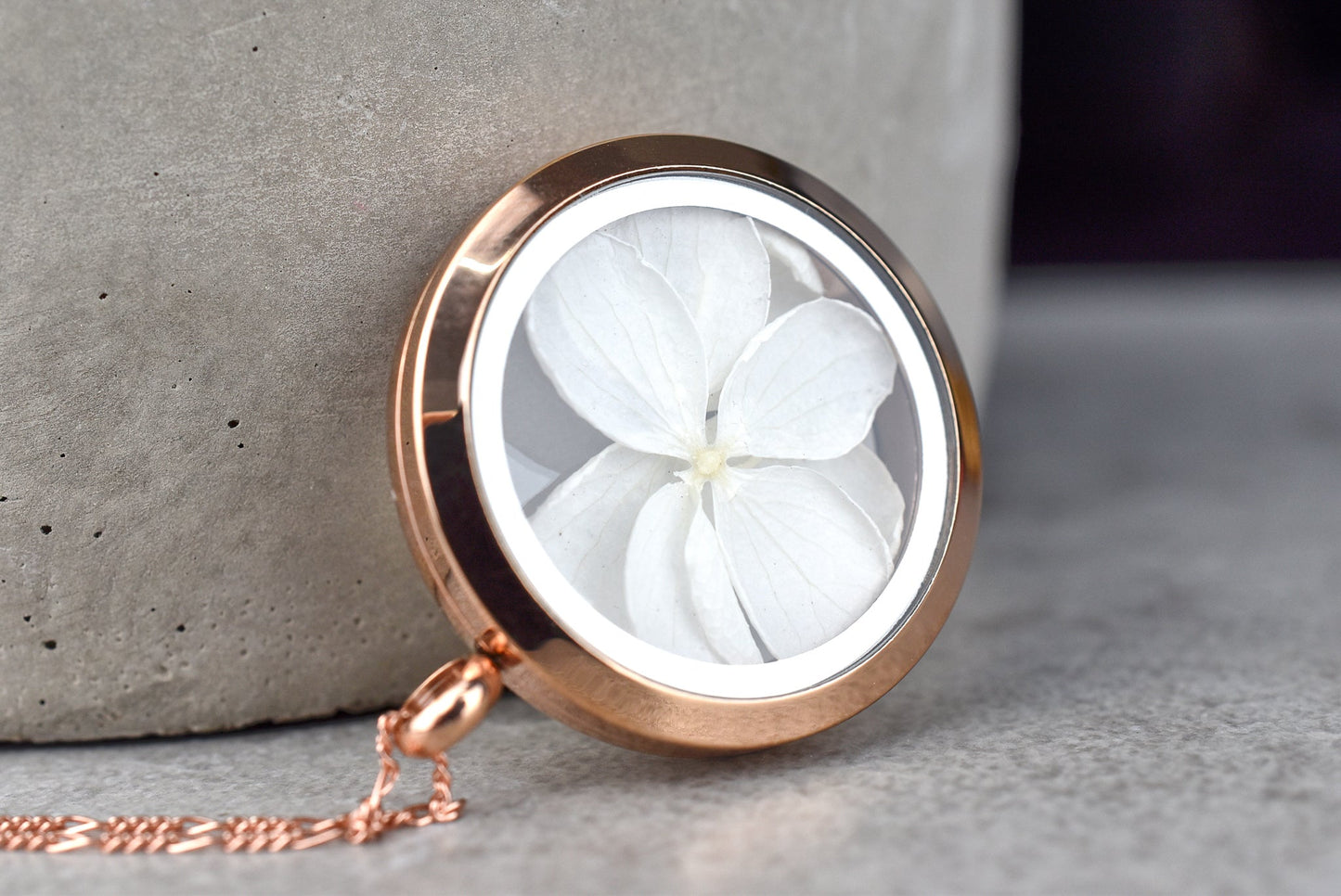 925 Rose Gold Plated Necklace with Real Hydrangea Blossoms
