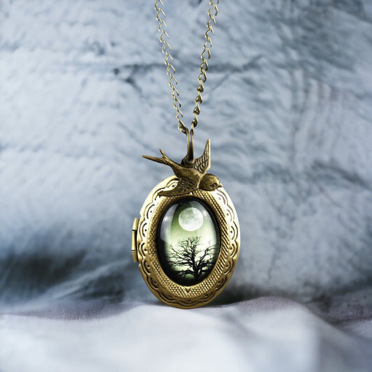 Photoservice Includes Personalizable Mystic Forest Swallow Photomed…