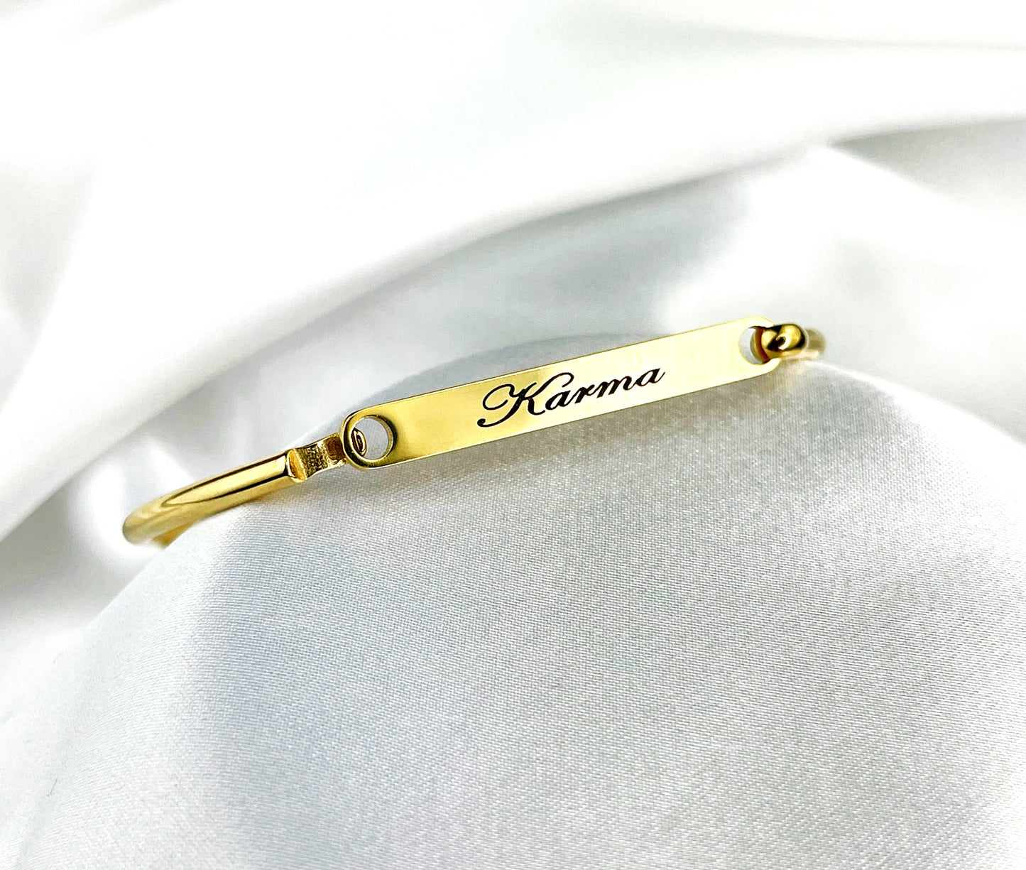Personalizable stainless steel bangle - engraving - gold color…