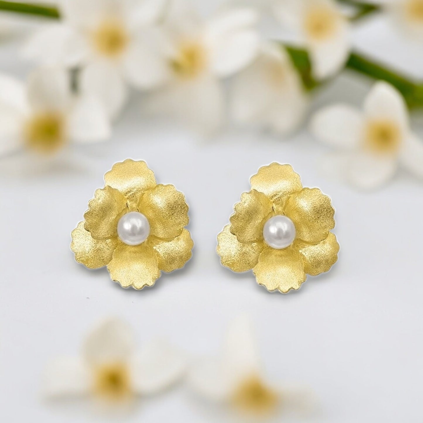 Elegant Floral 925 Sterling Silver Stud Earrings with Freshwater…
