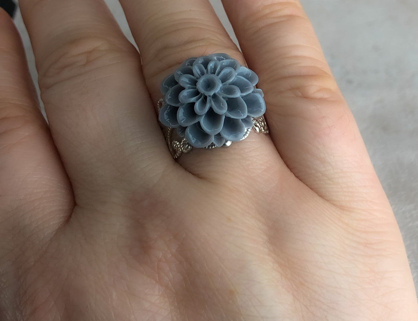 Chrysanthemum — Ring in Vintage Style