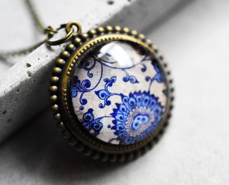 Tiles Glass Pendant Chain - Bronze Oriental Tile Playful Chain