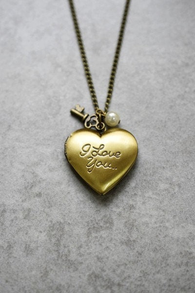 Custom Heart Fotomed Lacilities Key Pendant - Proper Image Customizable