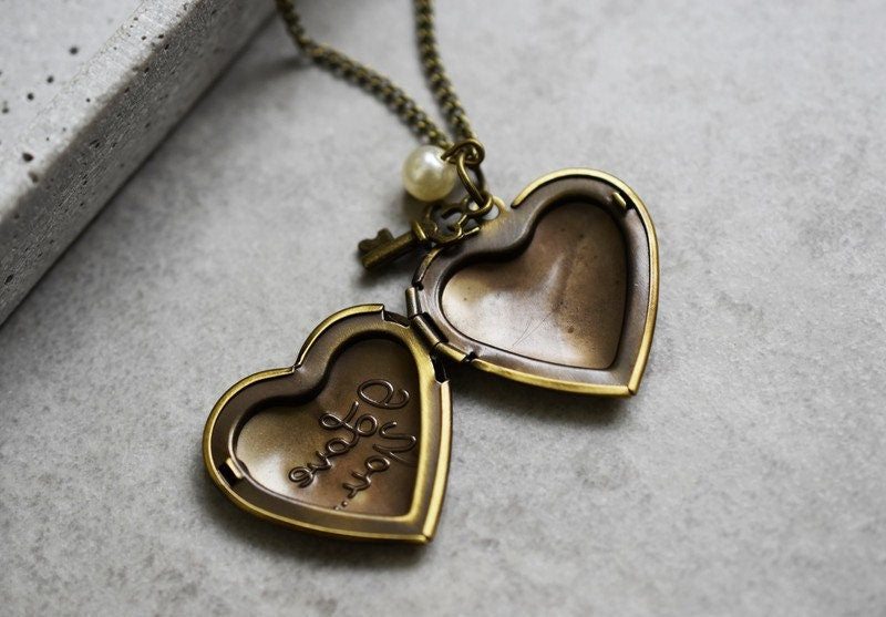 Custom Heart Fotomed Lacilities Key Pendant - Proper Image Customizable