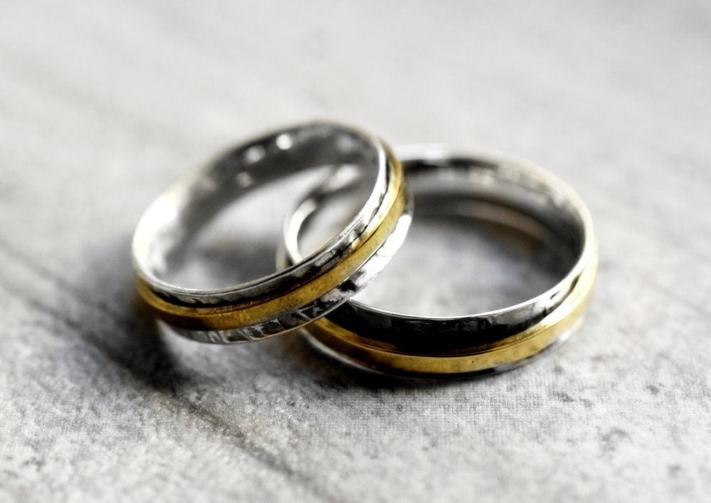 Sweeping Massive Bandring of 925 Sterling Silver