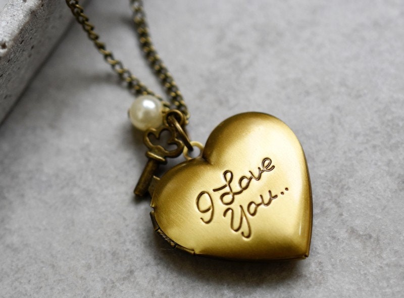 Custom Heart Fotomed Lacilities Key Pendant - Proper Image Customizable