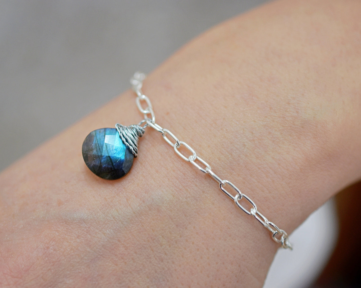 Labradorite Gemstone Bracelet - 925 Sterling Silver Meditation…