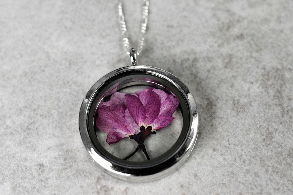 Japanese sakura medallion - 925 sterling silver chain Sakura cherry…