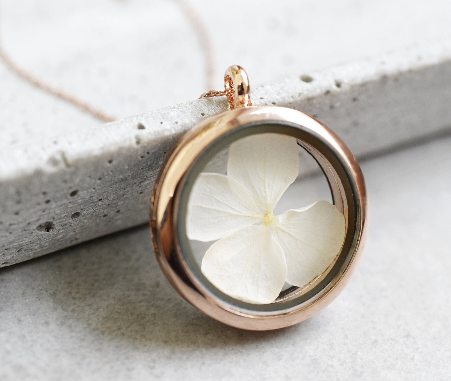 925 Sterling Rosegold Gilded White Hydrangea Blossom Chain