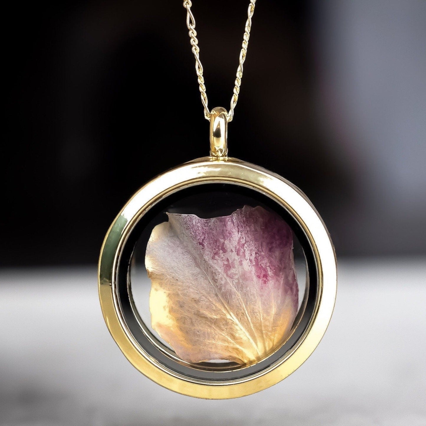 Hydrangeablade Gold Glass Medallion Pendant Chain - 925 Sterling…