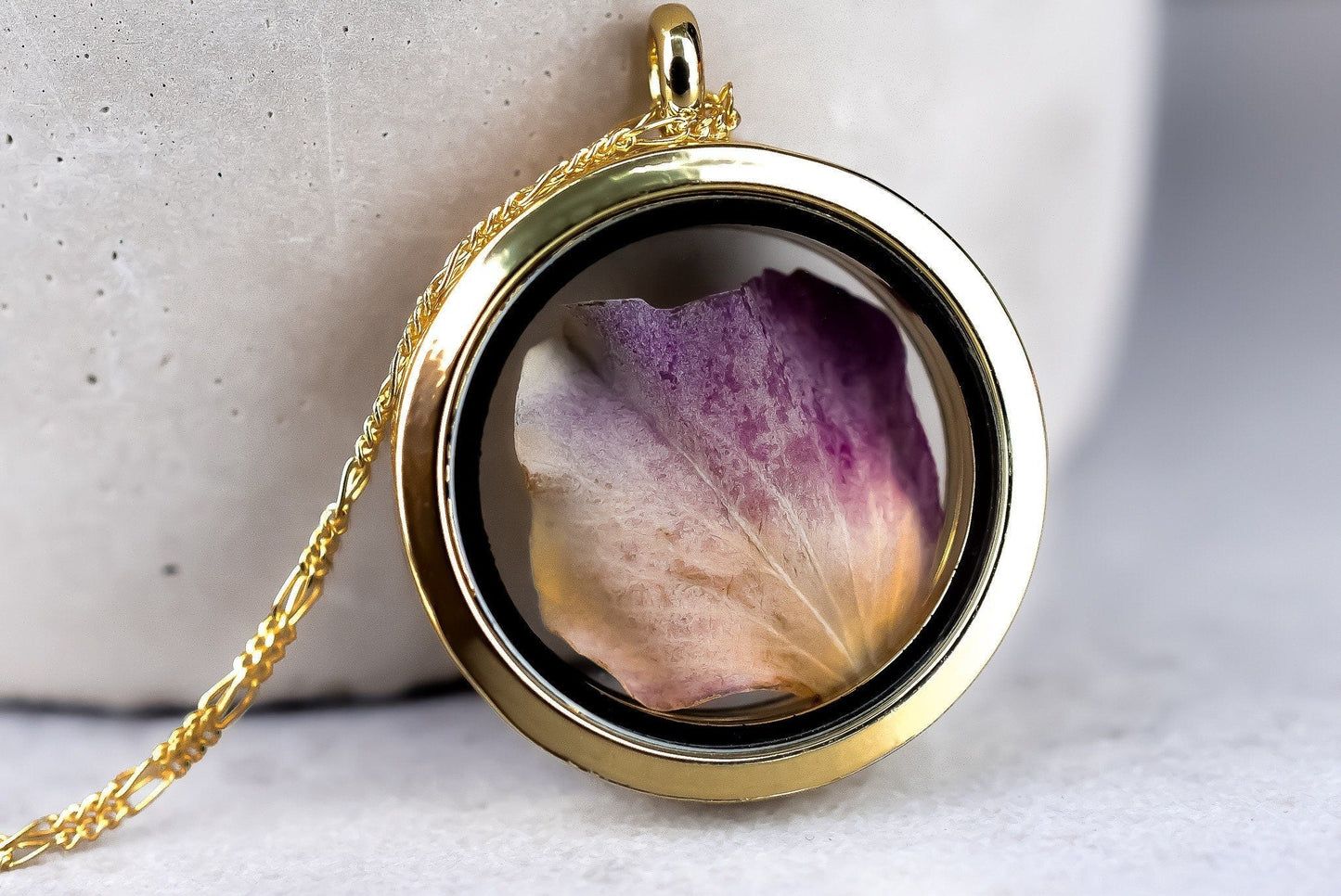 Hydrangeablade Gold Glass Medallion Pendant Chain - 925 Sterling…