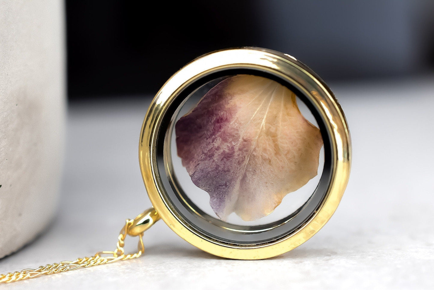 Hydrangeablade Gold Glass Medallion Pendant Chain - 925 Sterling…