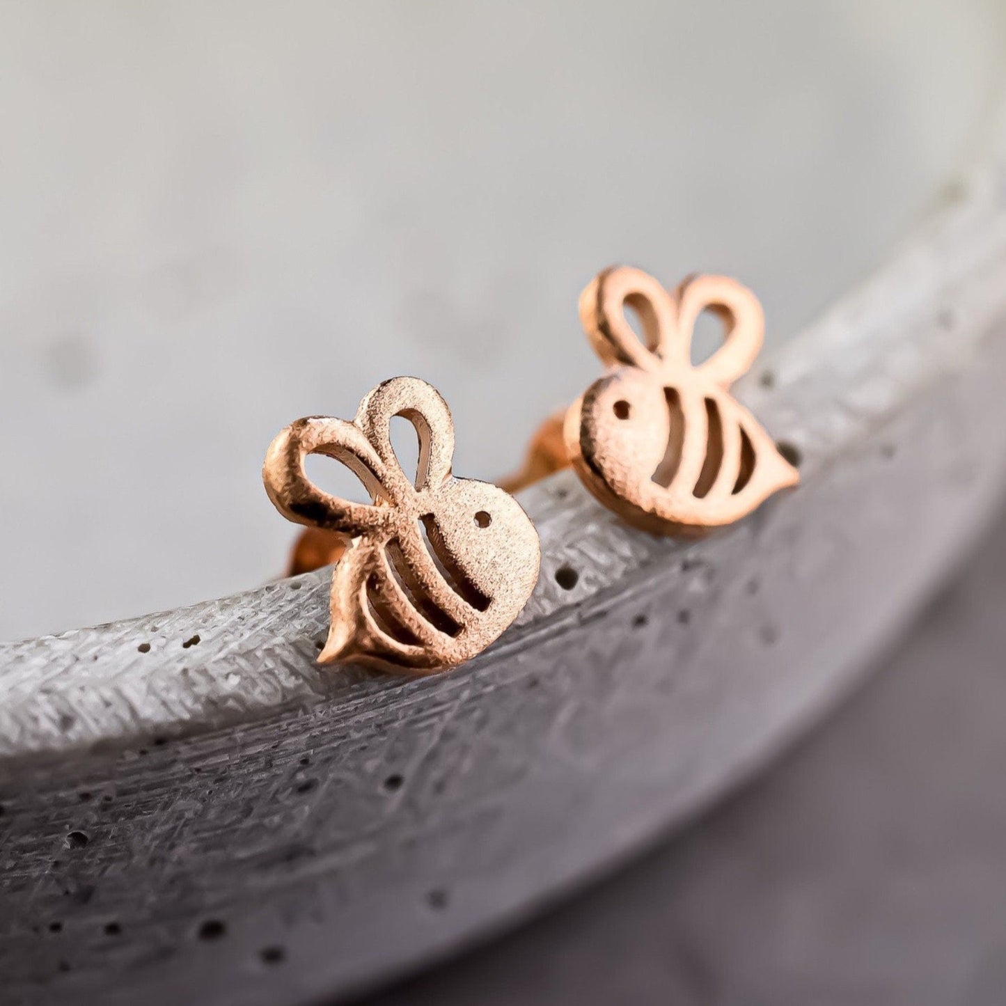Bee Mini Stud Earrings - 925 Sterling Rosegold Gold Plated Earrings — 40