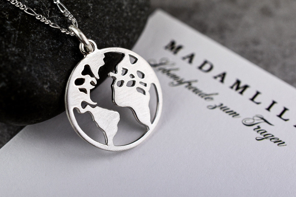 World Map Silhouette Pendant - 925 Sterling Silver Globetrotter World Travel Wanderlust Necklace - K925-143