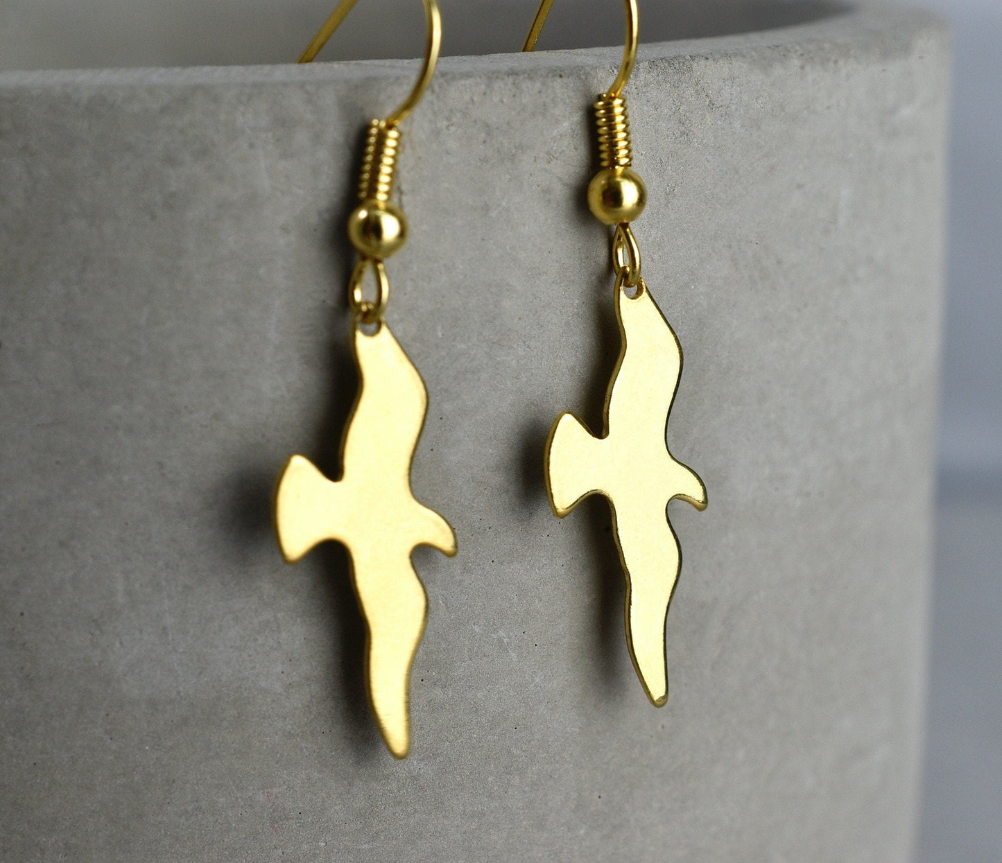 Mögen Earrings - timeless minimalist gilded jewelry — 89