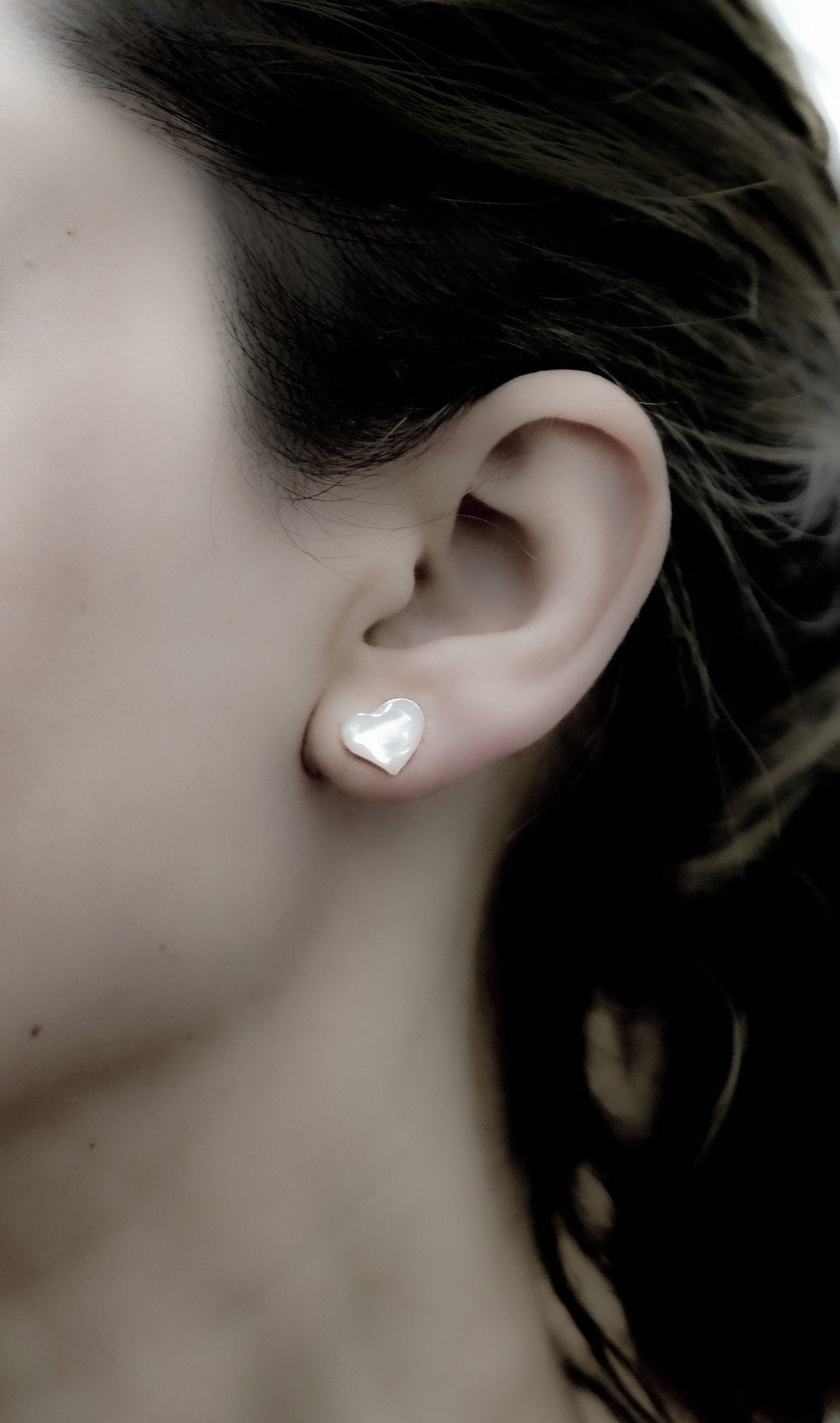 Heart-shaped mother of pearl earrings made of 925 sterling silver — 94
