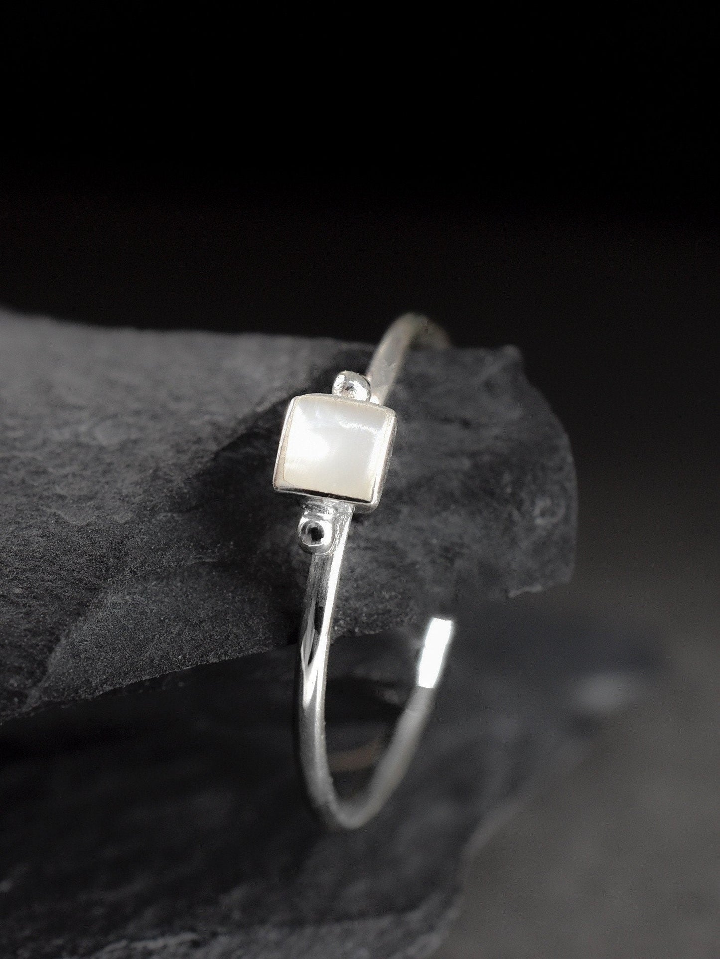 925 Sterling Silver Square Ring Pearl Mutton