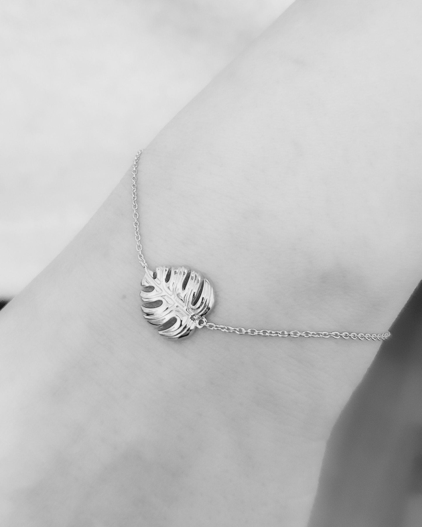 Monstera Leaf Bracelet - 925 Sterling Silver Exotic Plant Nature Jewelry