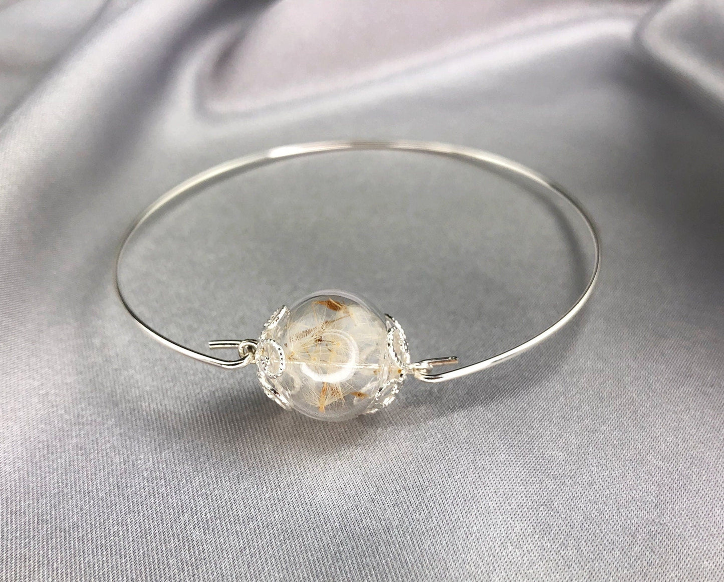Elegant Pustflumen Seed Bangle - Minimalist Silver Plated Jewelry…