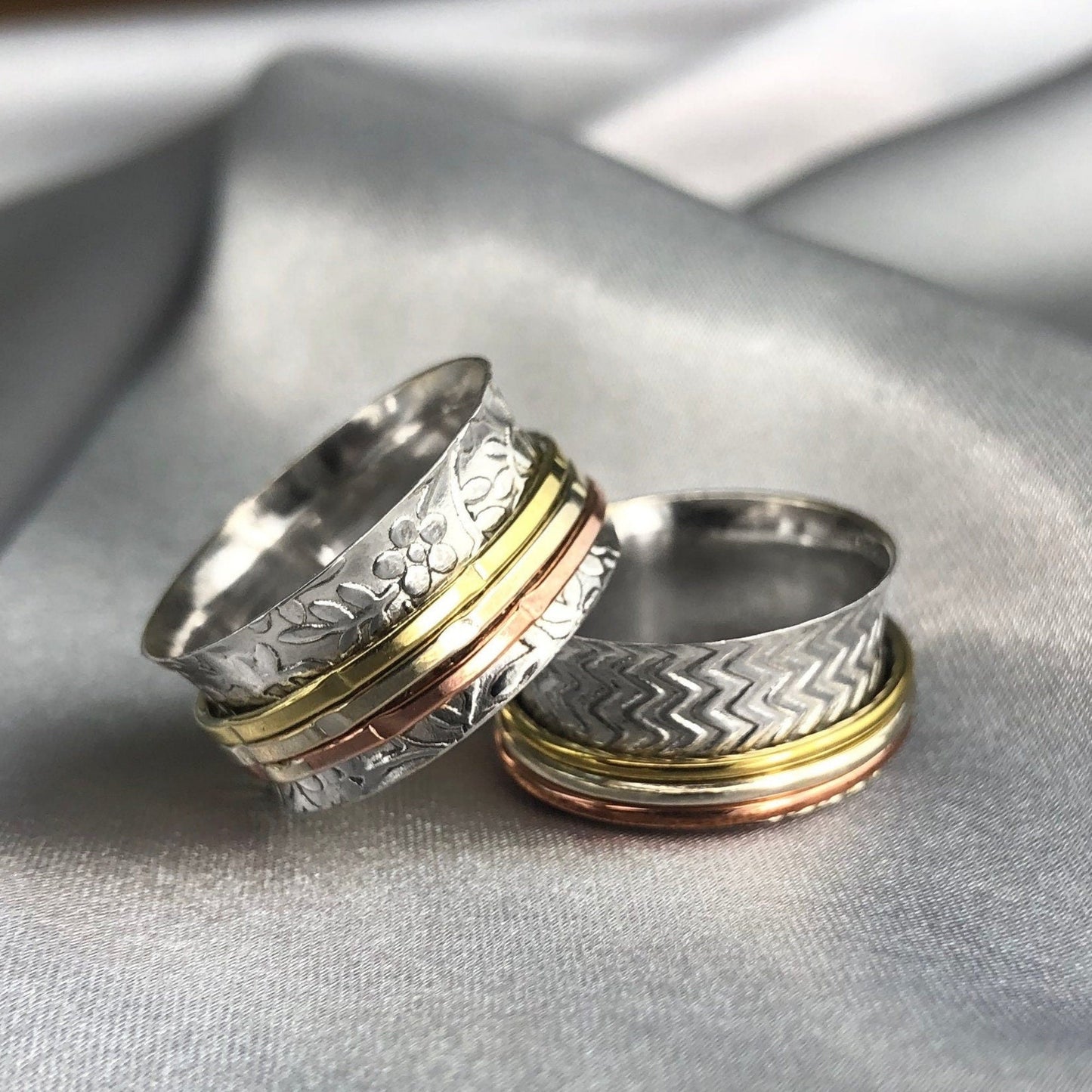 Floral meditation ring with three-colored ribbon - 925 sterling…