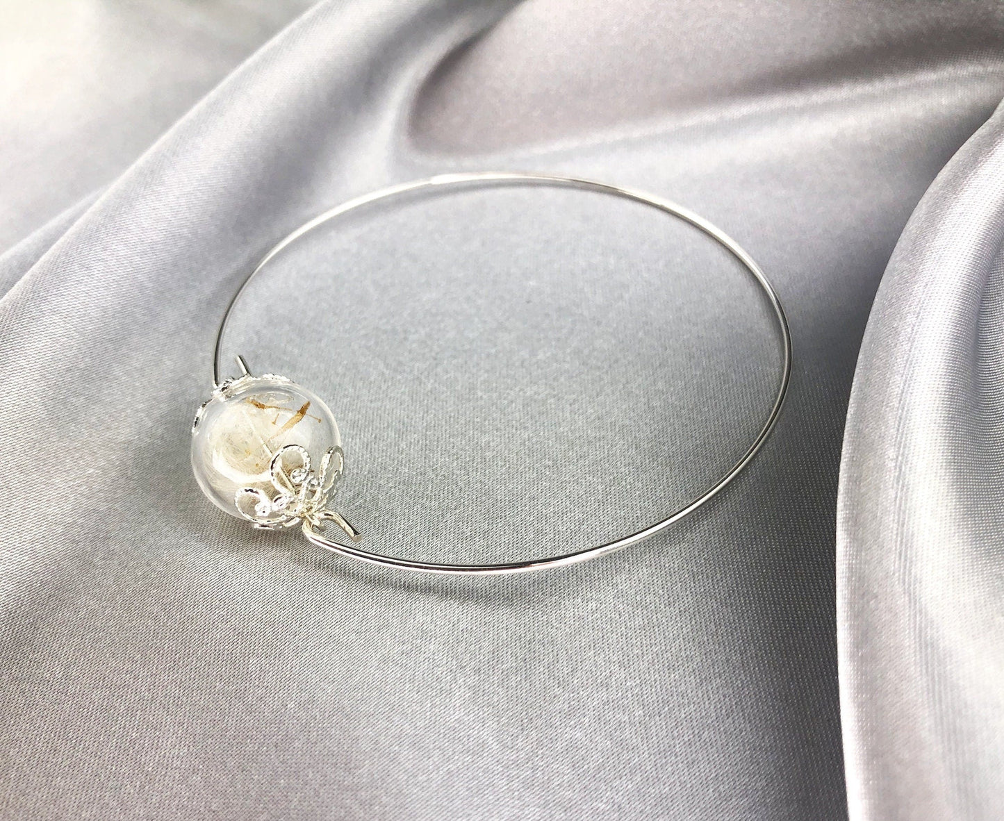 Elegant Pustflumen Seed Bangle - Minimalist Silver Plated Jewelry…