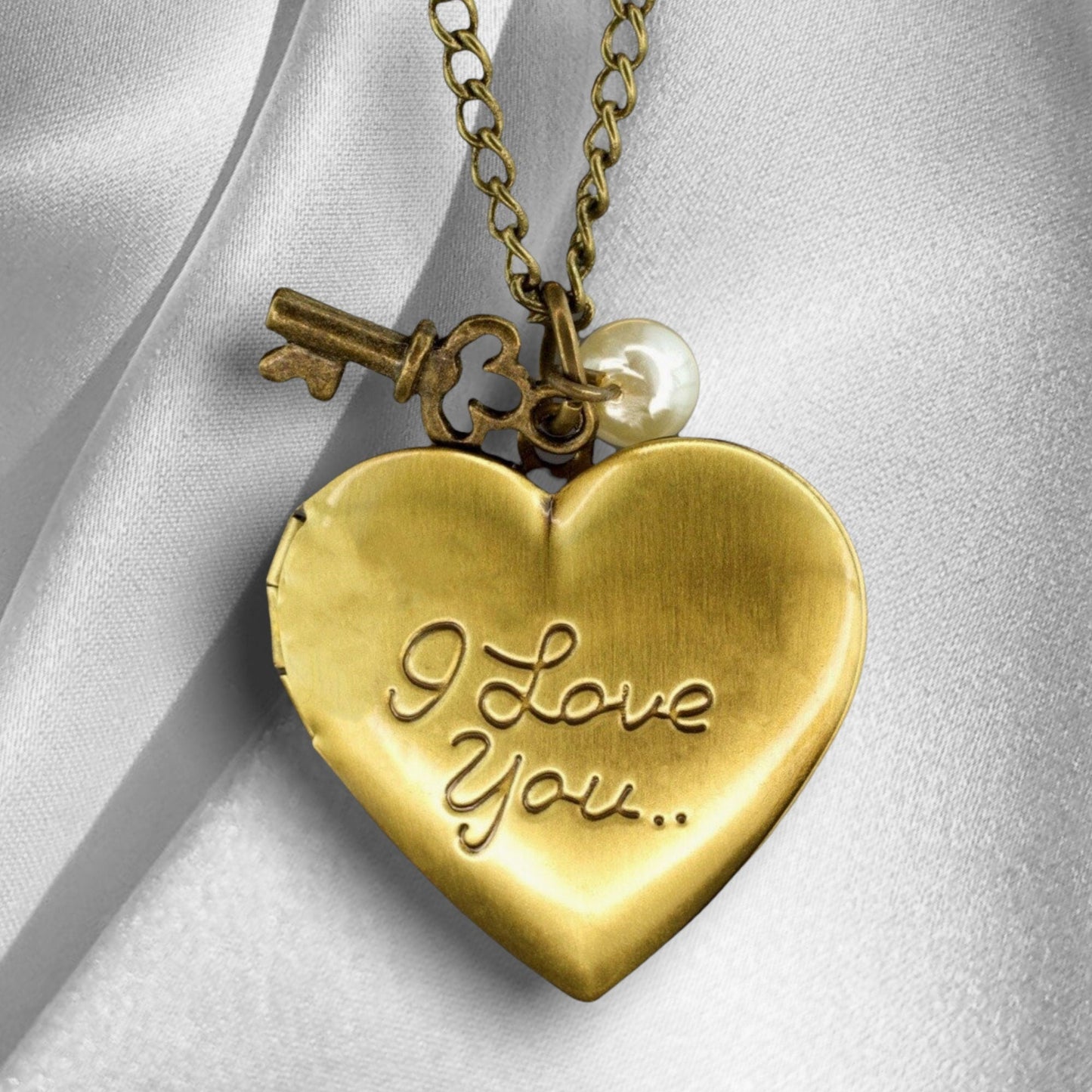 Custom Heart Fotomed Lacilities Key Pendant - Proper Image Customizable