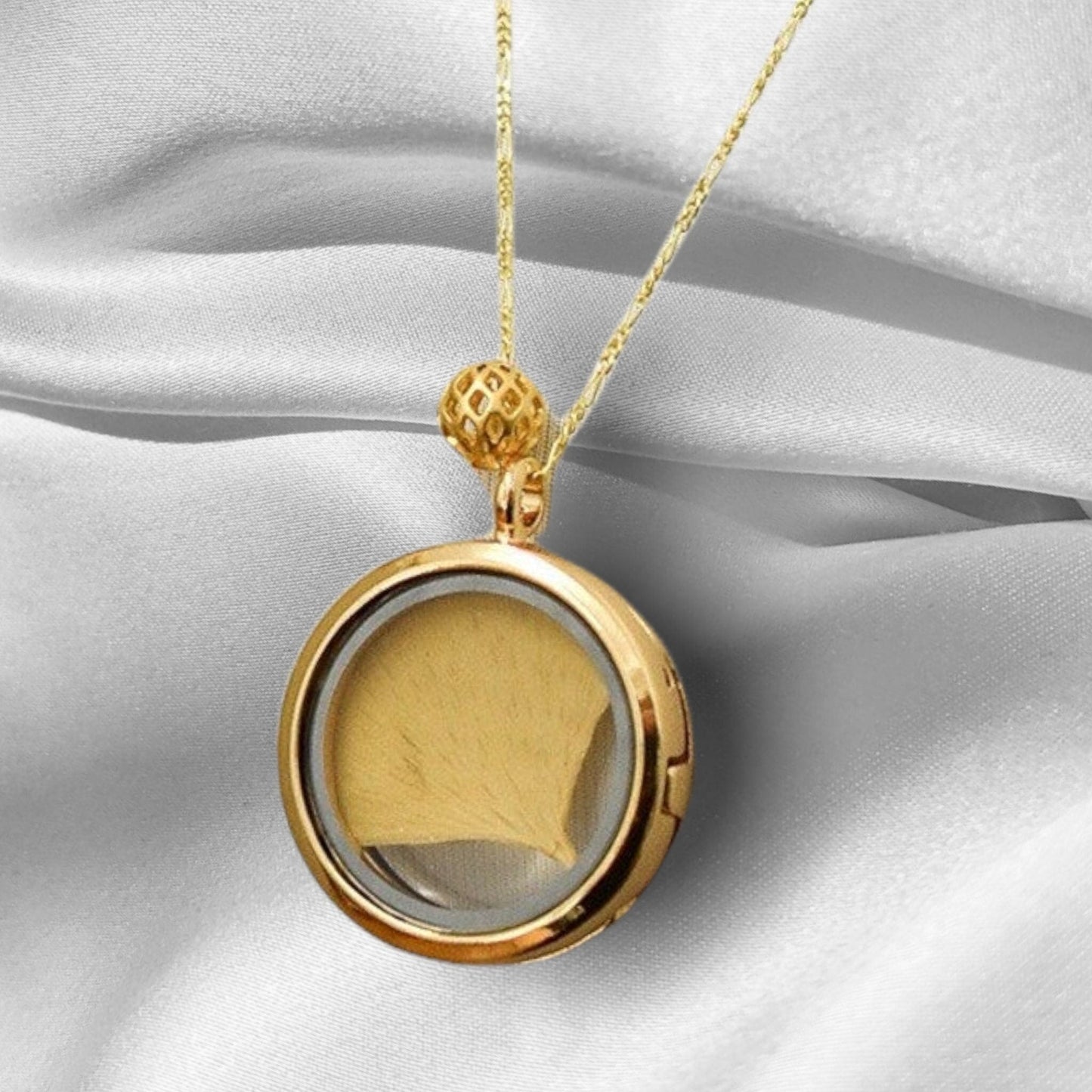Ginkgo Leaf Gold Glass Amulet Pendant - 925 Sterling Gold Gilded…