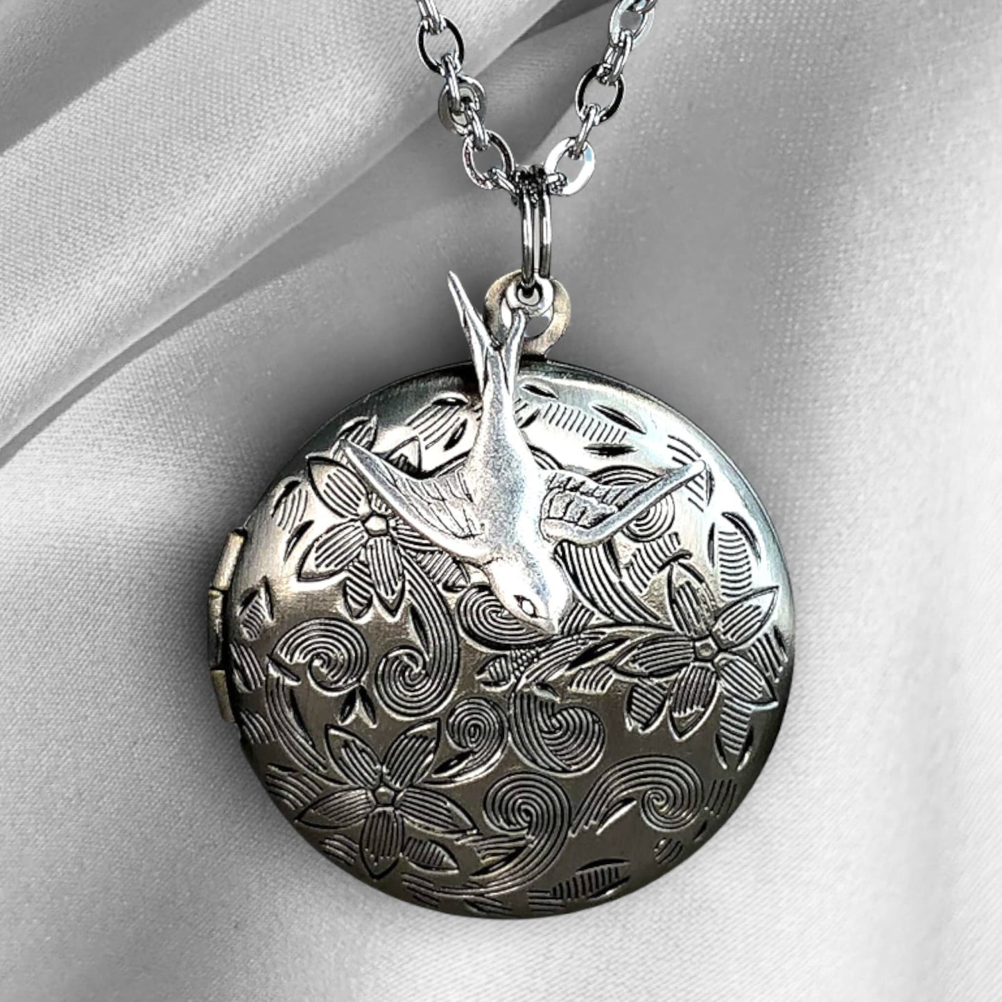 Altsilber photo medallion necklace incl. Photoservice + engraving