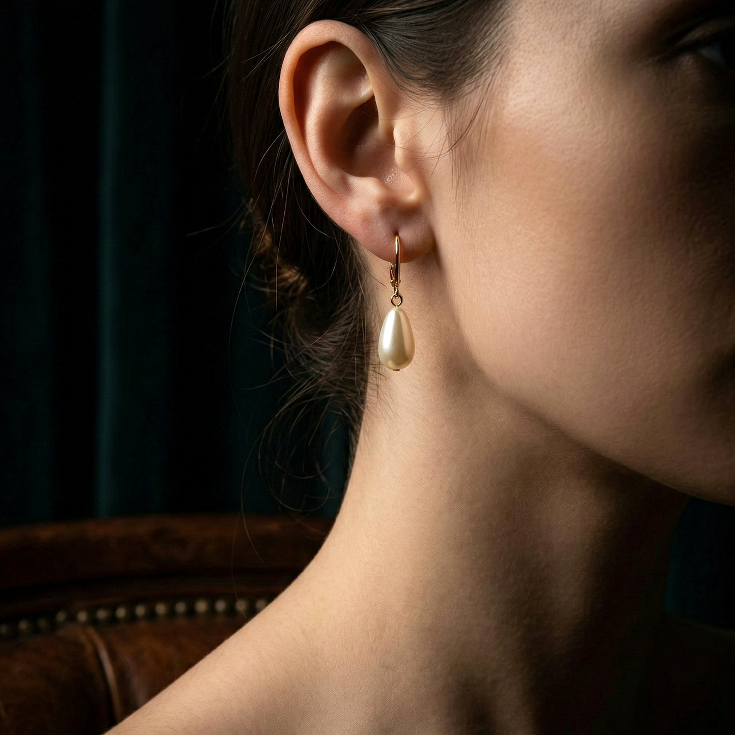 Genuine Vintage Japanese Teardrop Pearl Earrings