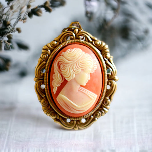 Baroque Lady Cameo Necklace in Vintage Style - VIK-51
