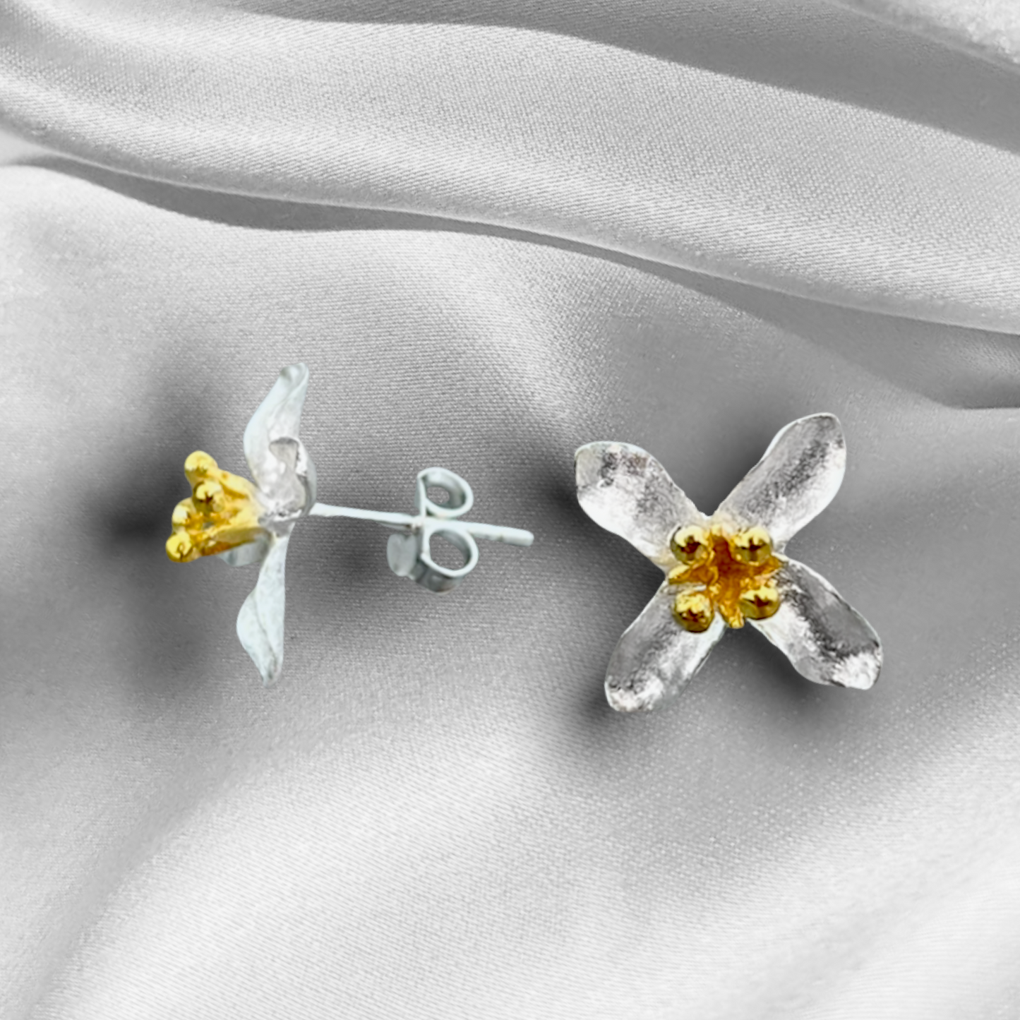 925 silver stud earrings Lilies