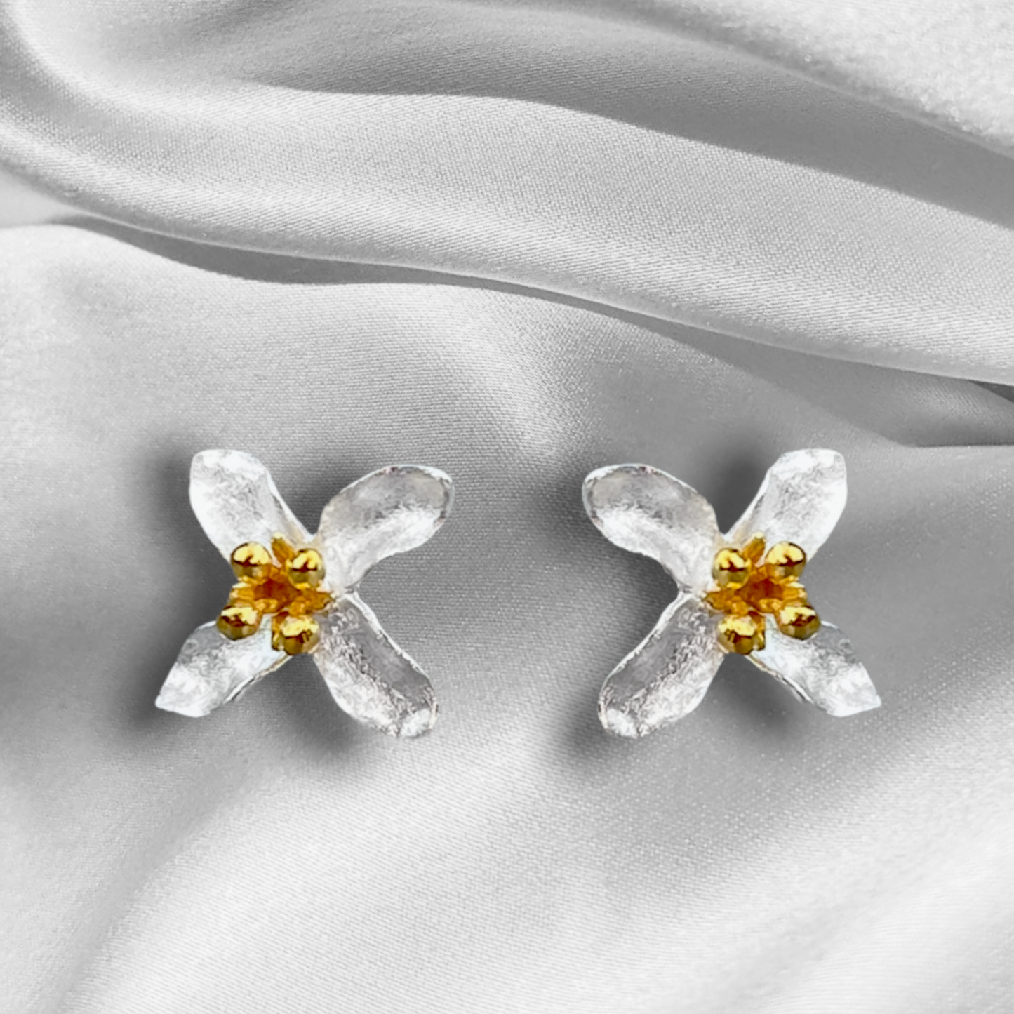 925 silver stud earrings Lilies