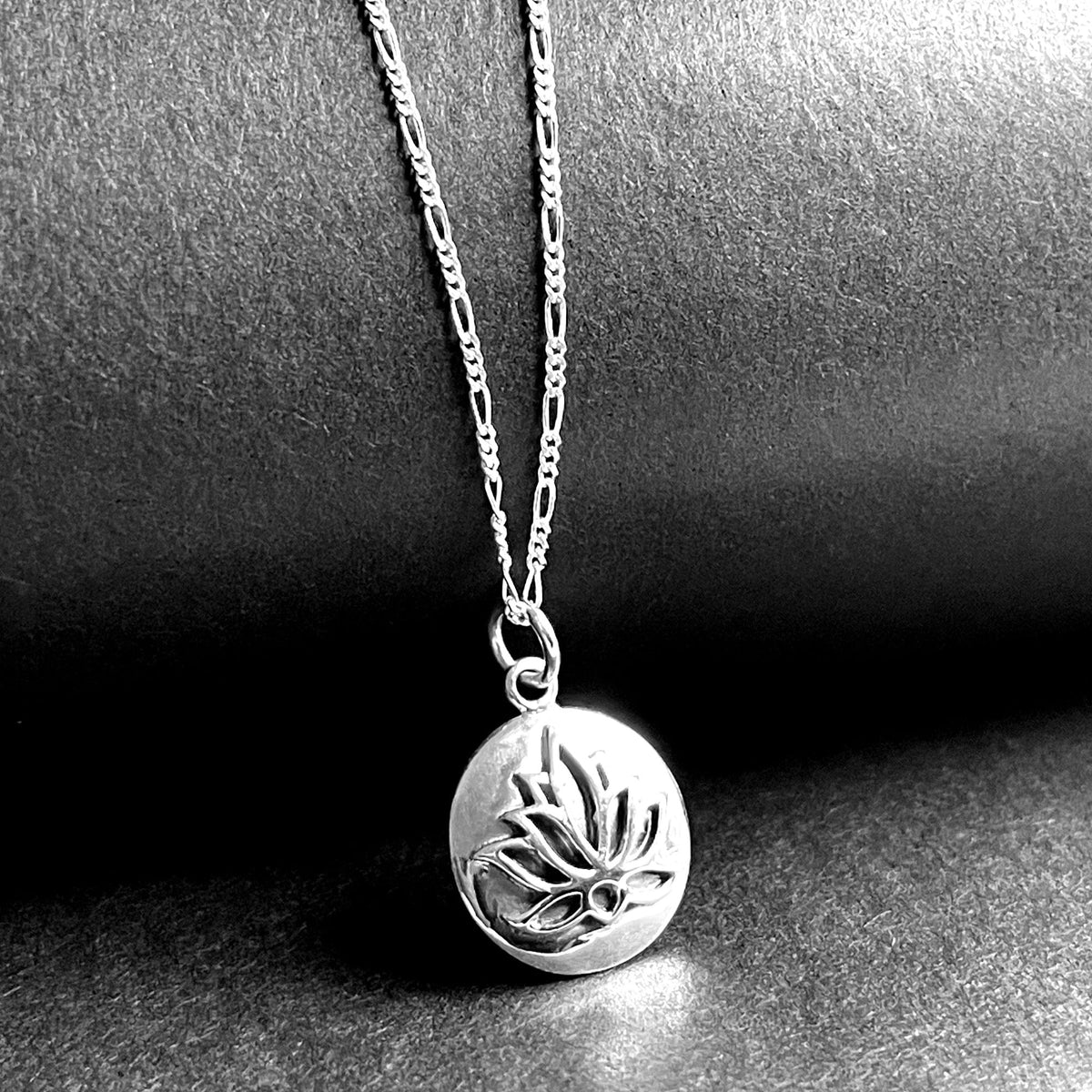 Lotus Pendant Necklace - 925 Sterling Silver - K925-31