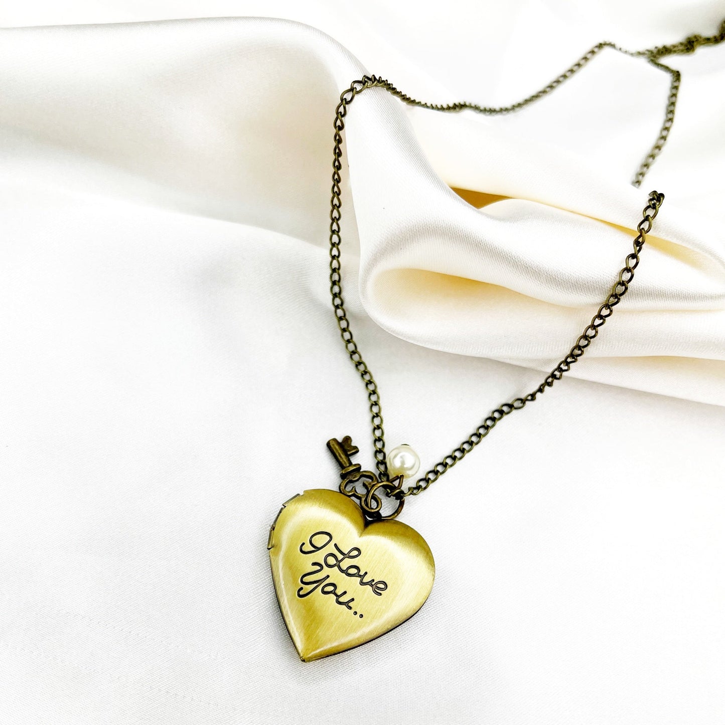 Custom Heart Fotomed Lacilities Key Pendant - Proper Image Customizable