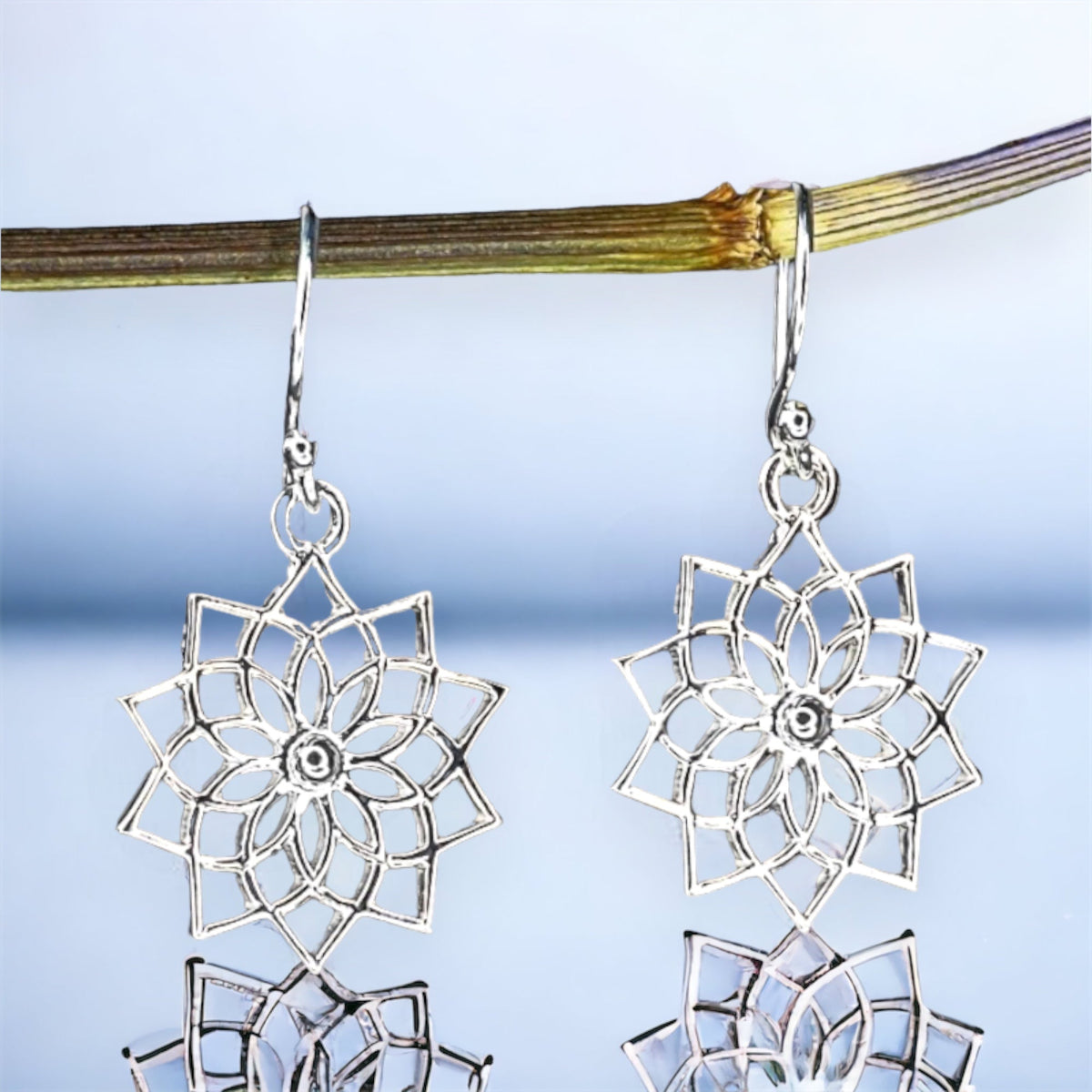 Enchanting Earrings Made of 925 Sterling Silver with Mandala Motif - High-Quality Jewelry Piece - OHR925-120