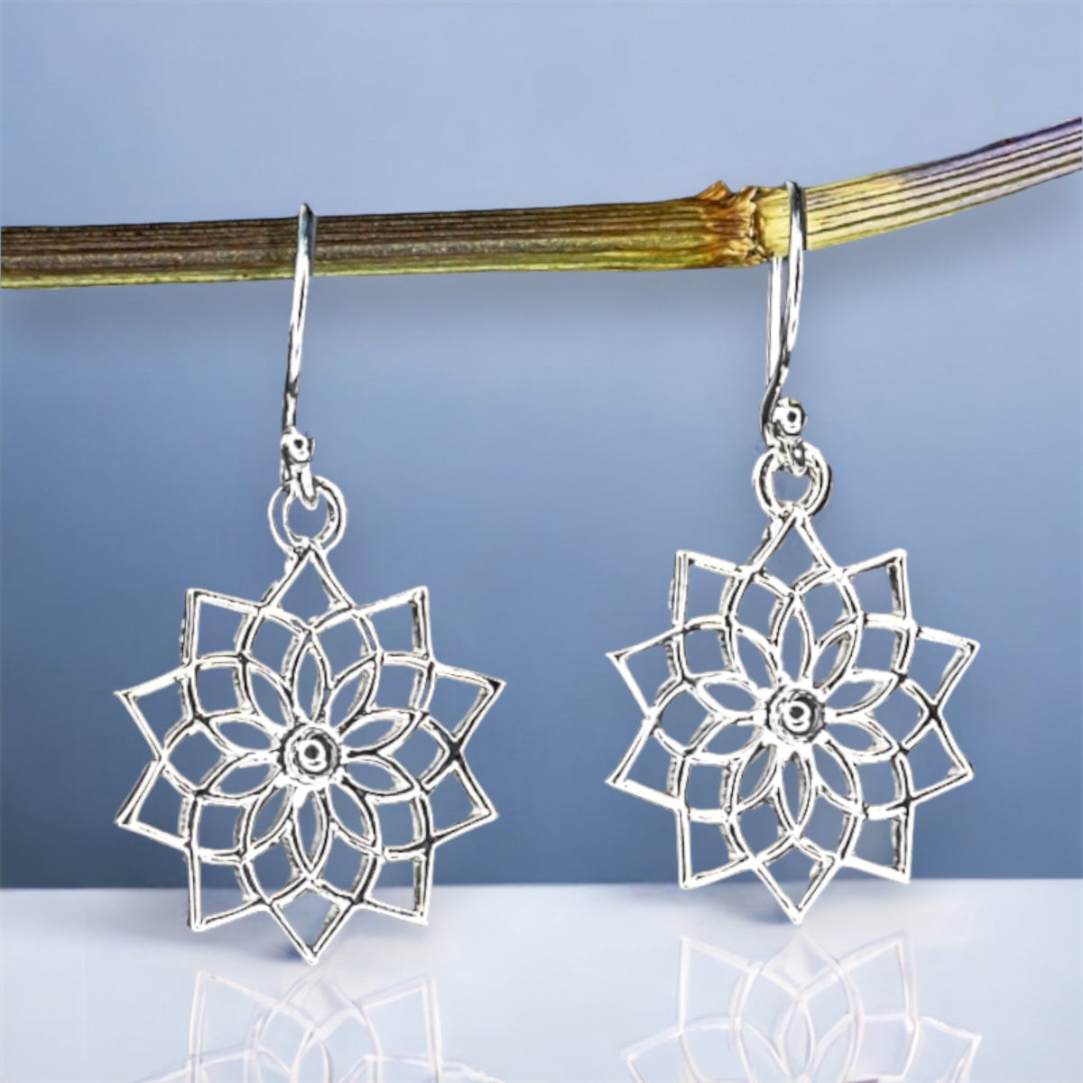 Enchanting Earrings Made of 925 Sterling Silver with Mandala Motif - High-Quality Jewelry Piece - OHR925-120