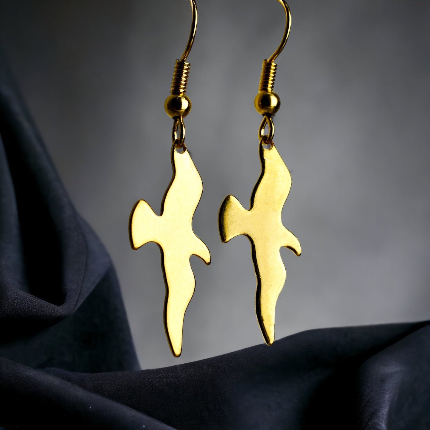 Mögen Earrings - timeless minimalist gilded jewelry — 89