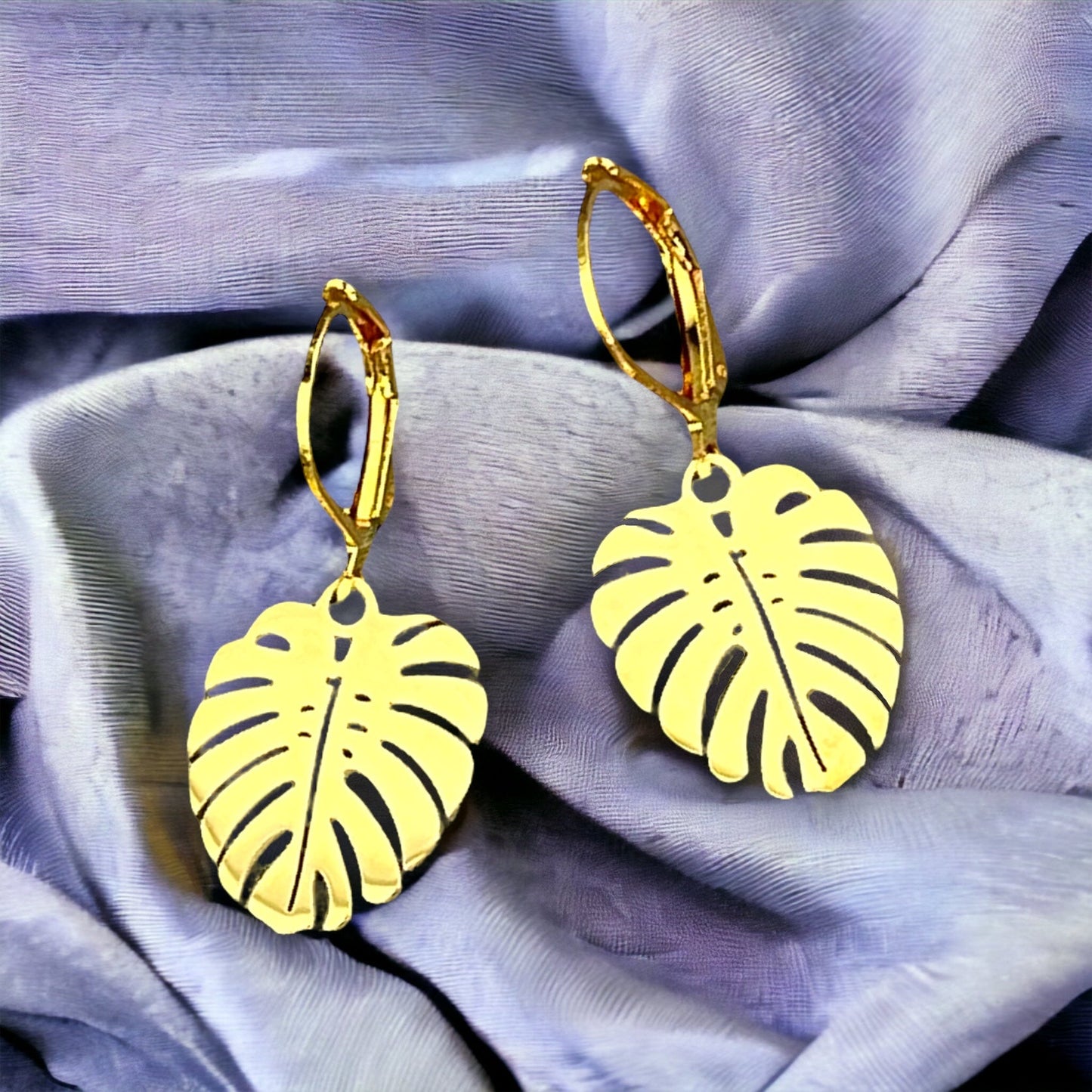 Gold plated monstera leaves earrings — 26