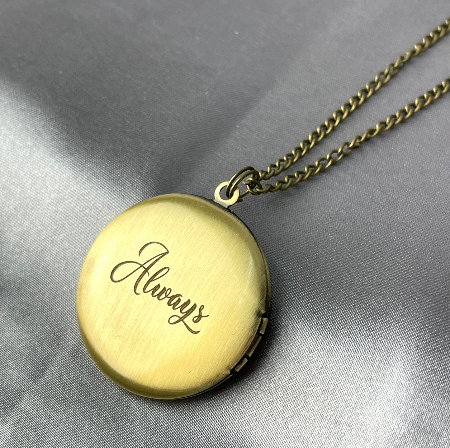 Photo medallion necklace with your photo Personalized oriental pendant