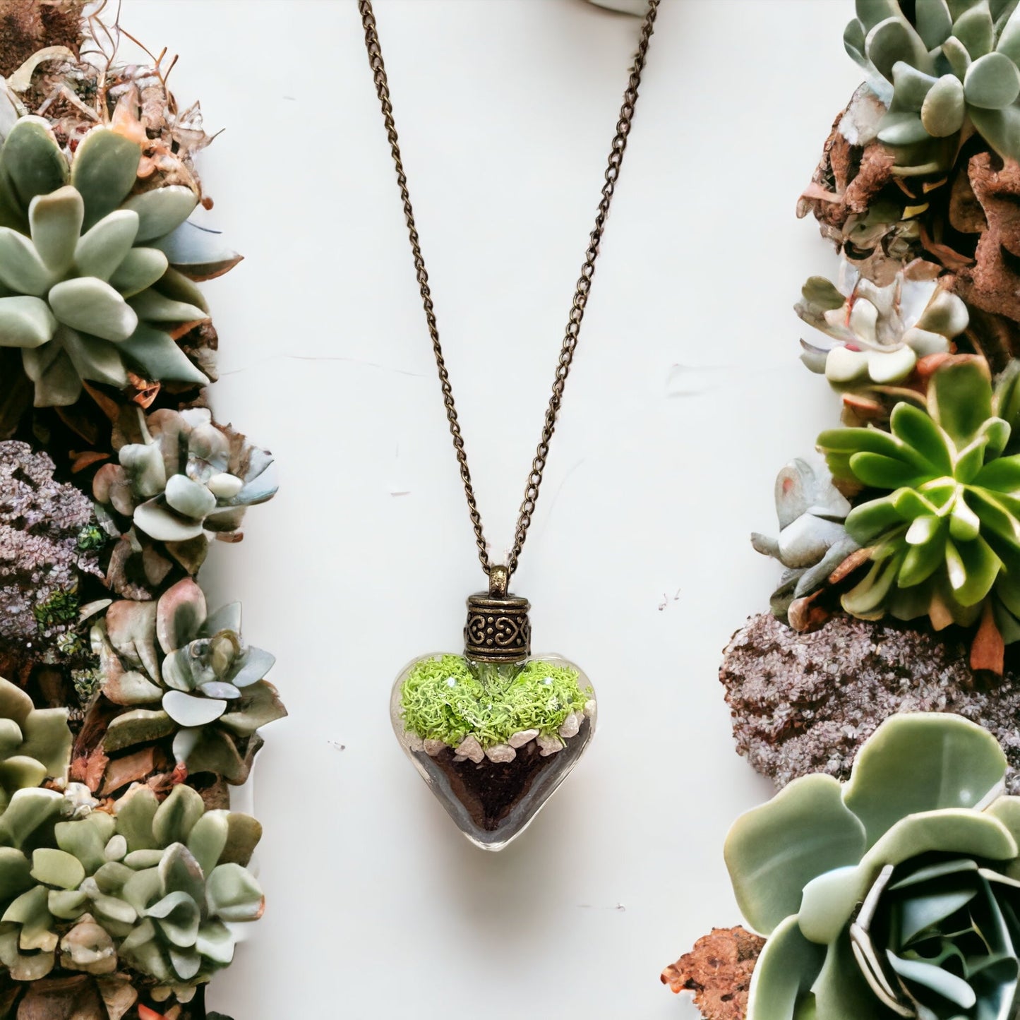 Vintage Terrarium Necklace with Moss, Pebbles, and Soil - Unique…