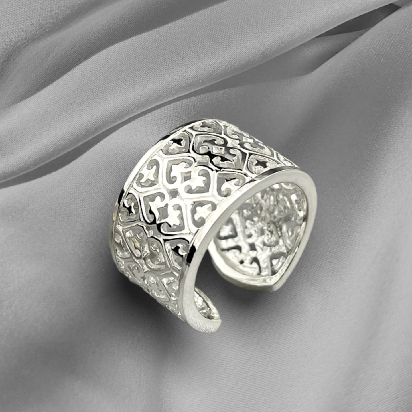 Ornamental 925 Sterling Silver Ring in Orient Style - Size…