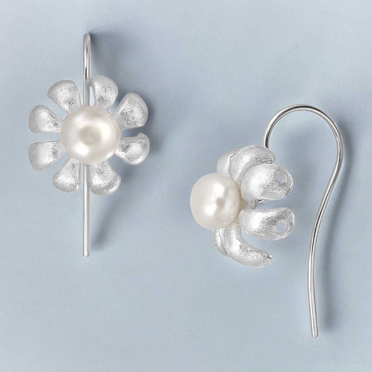 925 Sterling Silver Botanical Earrings with Freshwater Pearls – OHR925-146