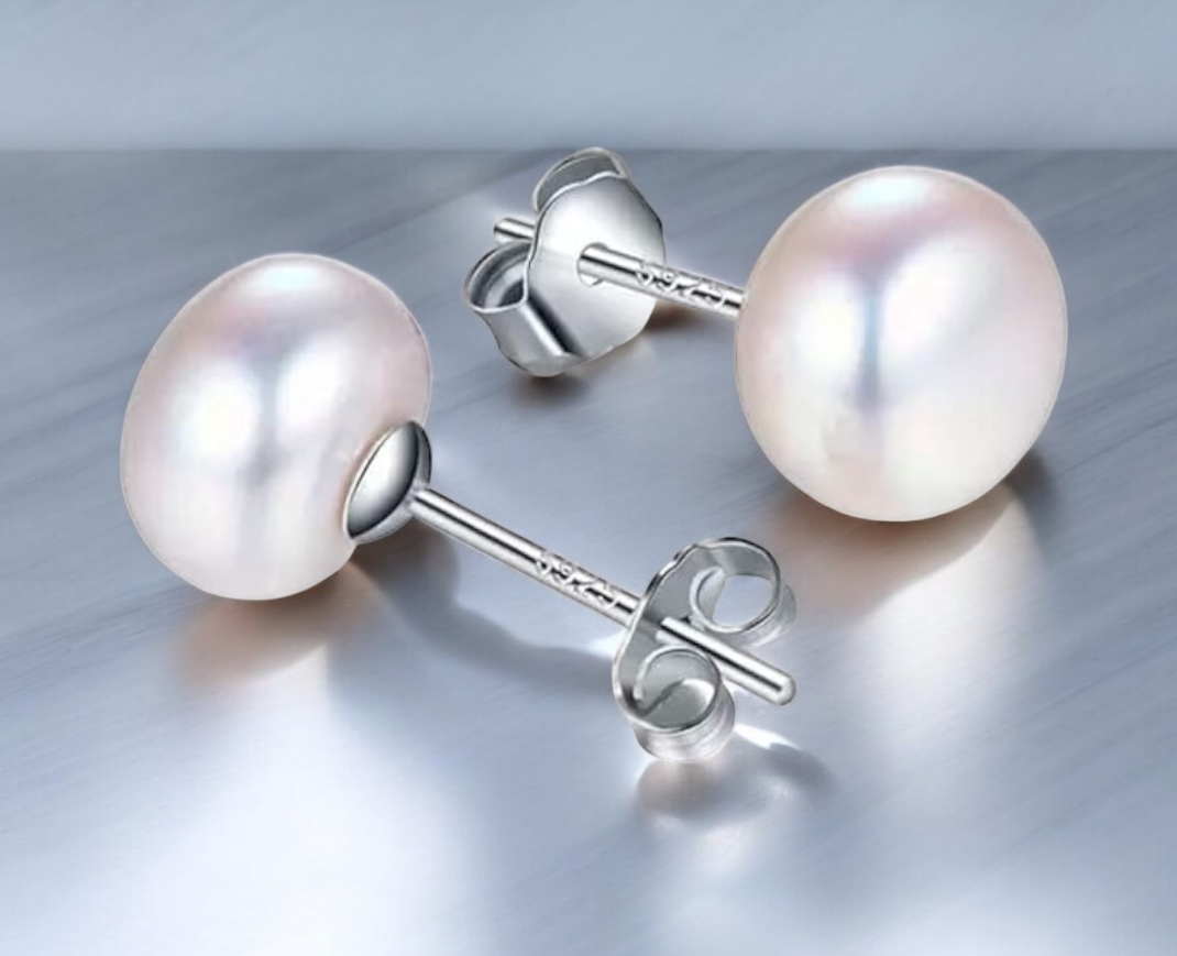 Classic Pearl Stud Earrings Made of 925 Sterling Silver | Freshwater…