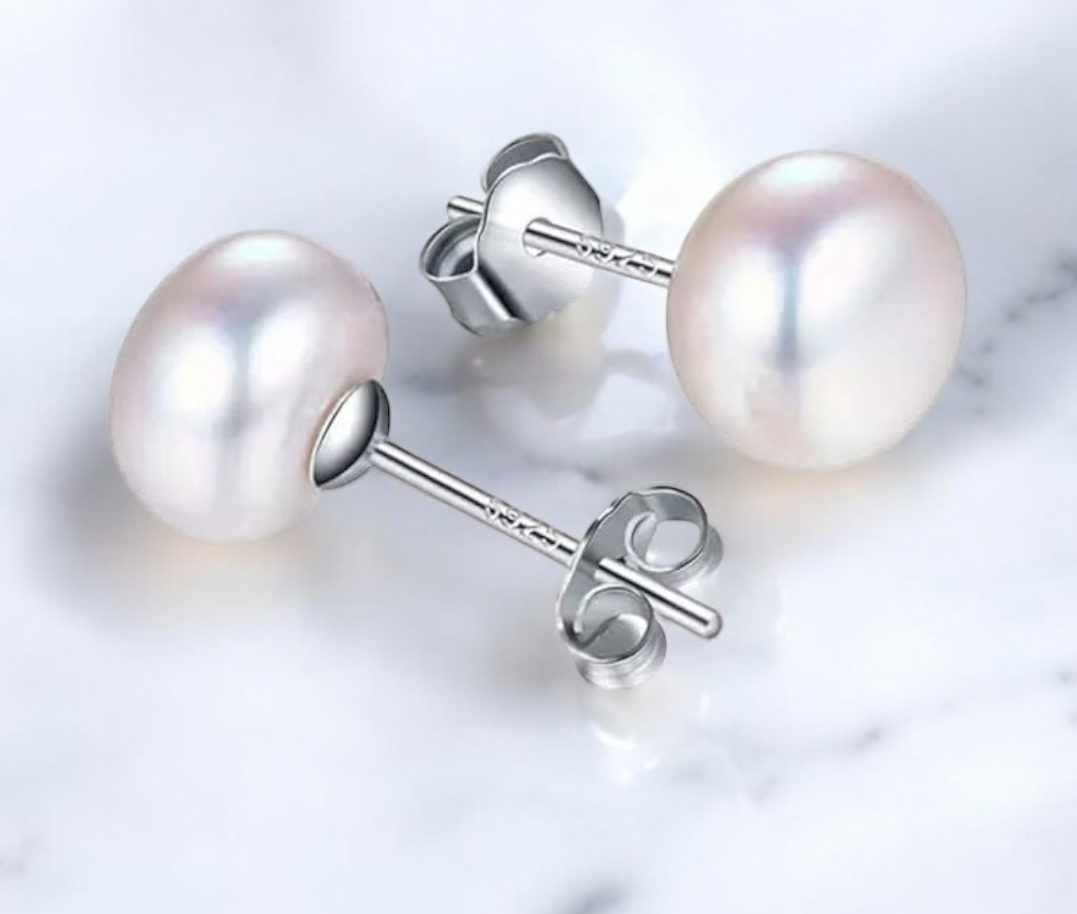 Classic Pearl Stud Earrings Made of 925 Sterling Silver | Freshwater…