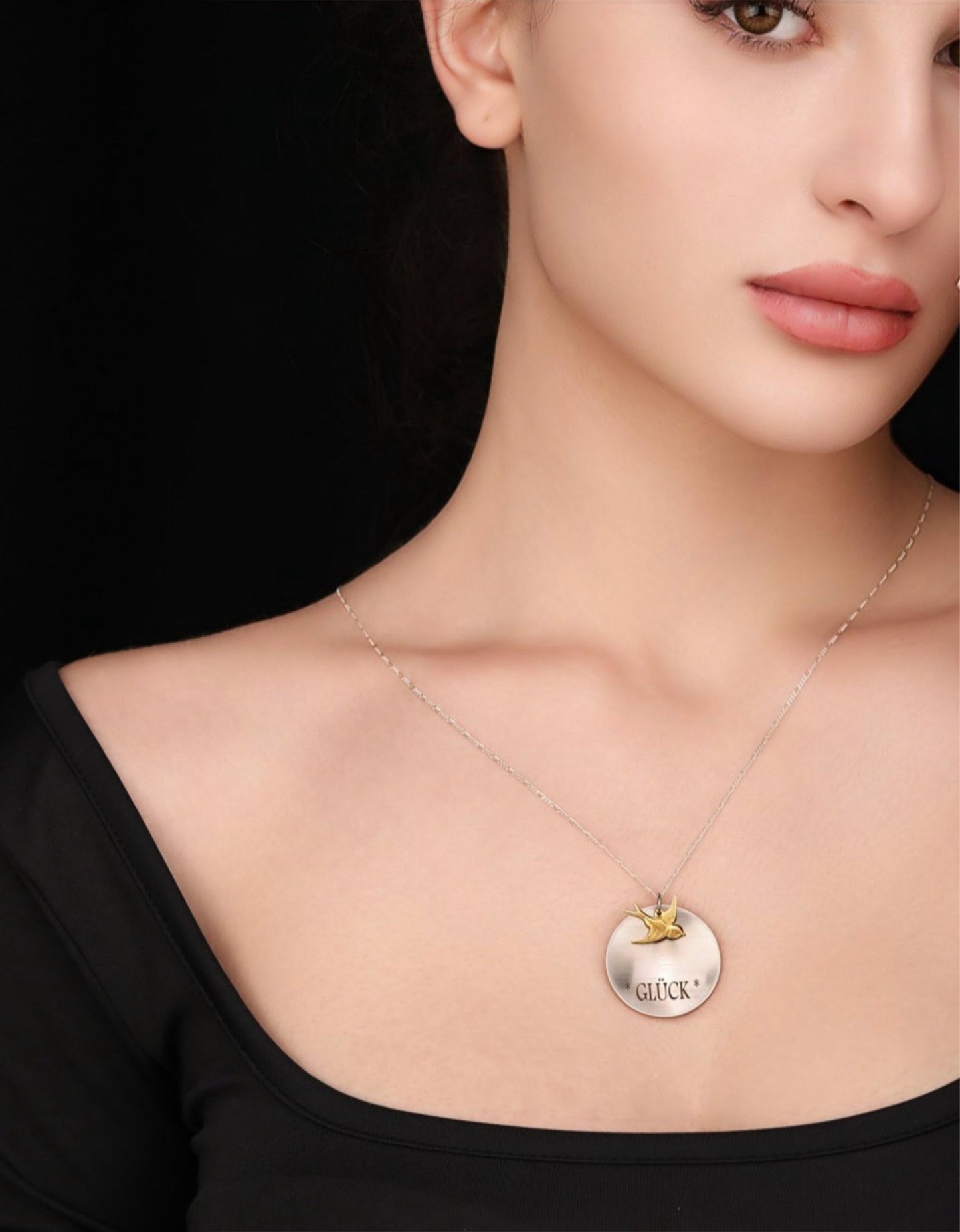 Lucky charm golden swallow engraving chain - 925 sterling silver…