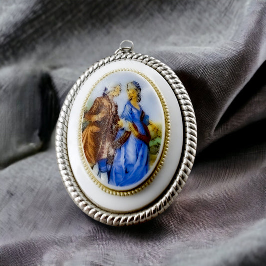 70s Vintage Kamee porcelain chain "Twinness II