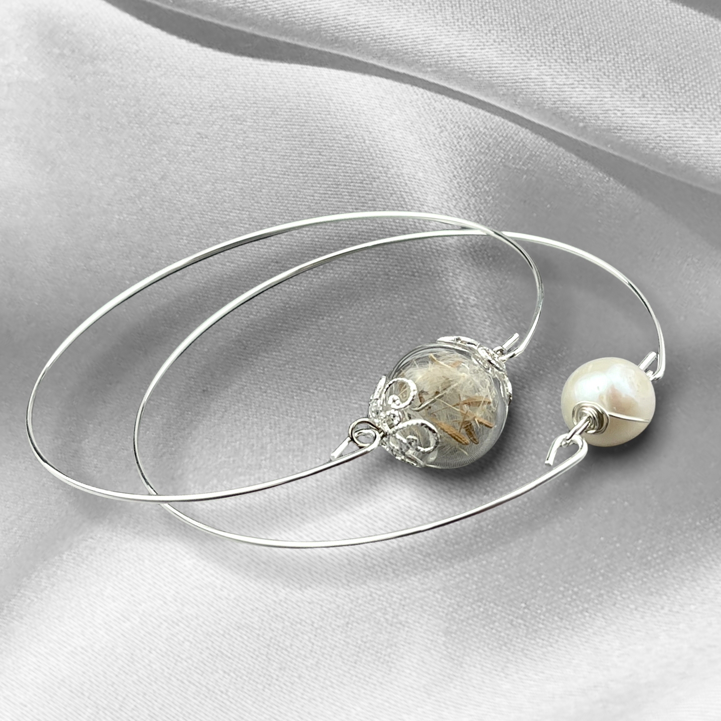 Bangles in the double pack real pulse flowers and freshwater pearl…